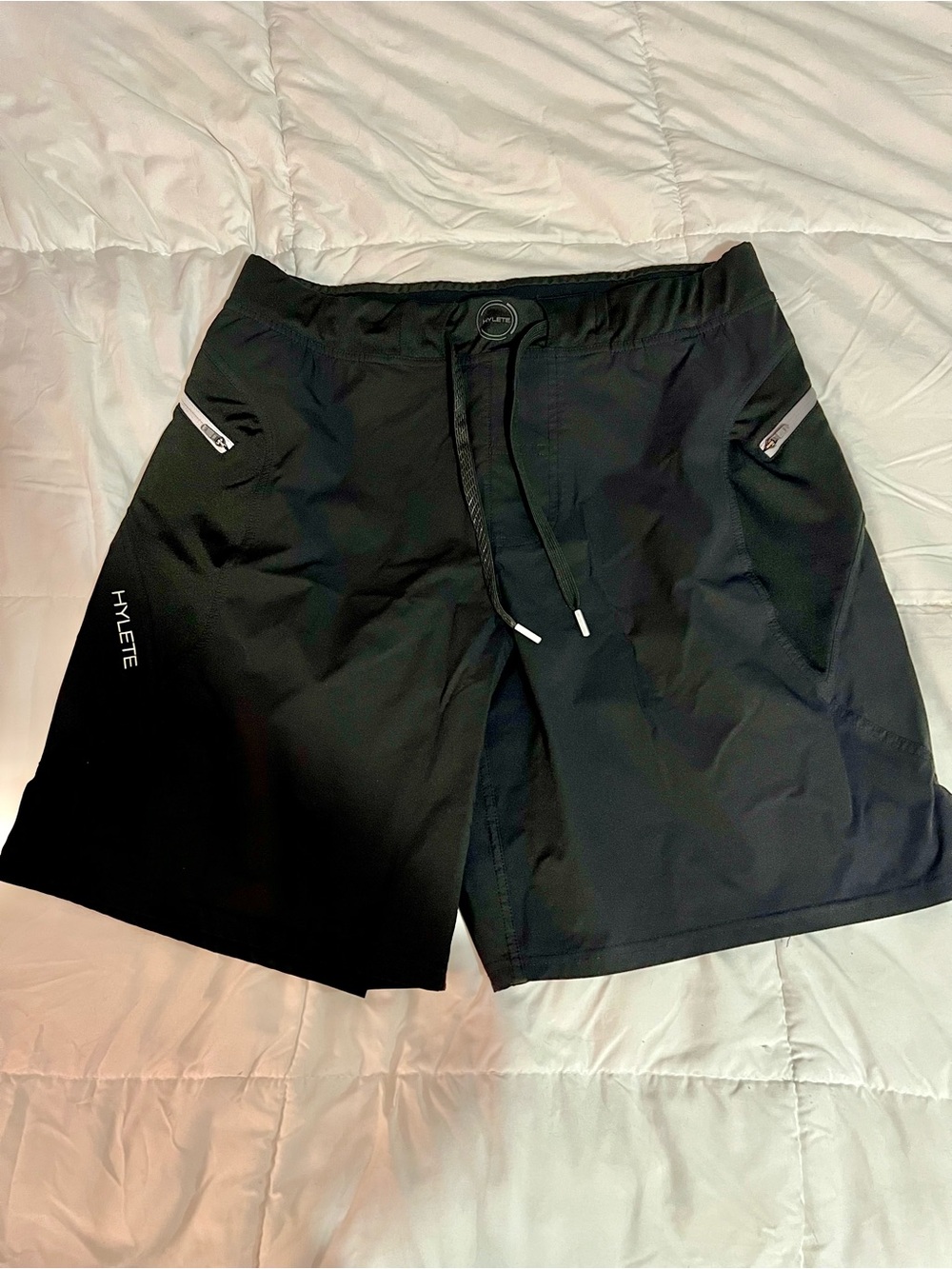 Hylete Men’s Performance Athletic Shorts – Size Large – Above Knee